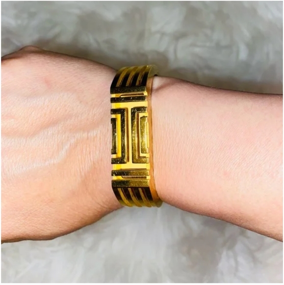 Tory Burch bracelet